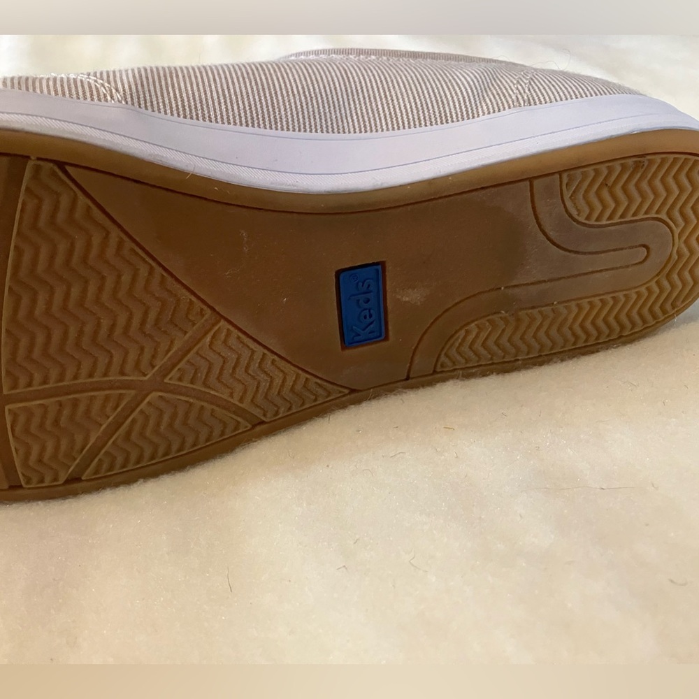 Keds Tan and White Sneakers- Women's 10W - Picture 7 of 11